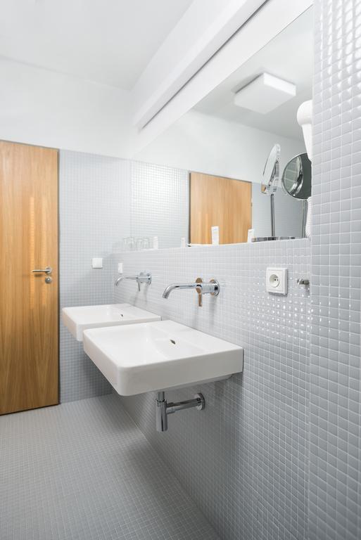 Hotel Atom Тршебич Номер фото